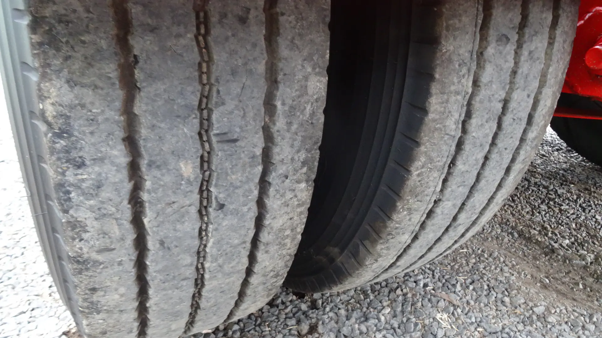 1998 BARKER HEAVY DUTY TRI AXLE image 23