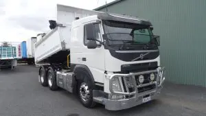 2014 VOLVO FM13.500