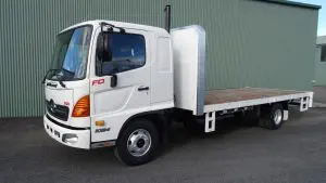2004 HINO FD