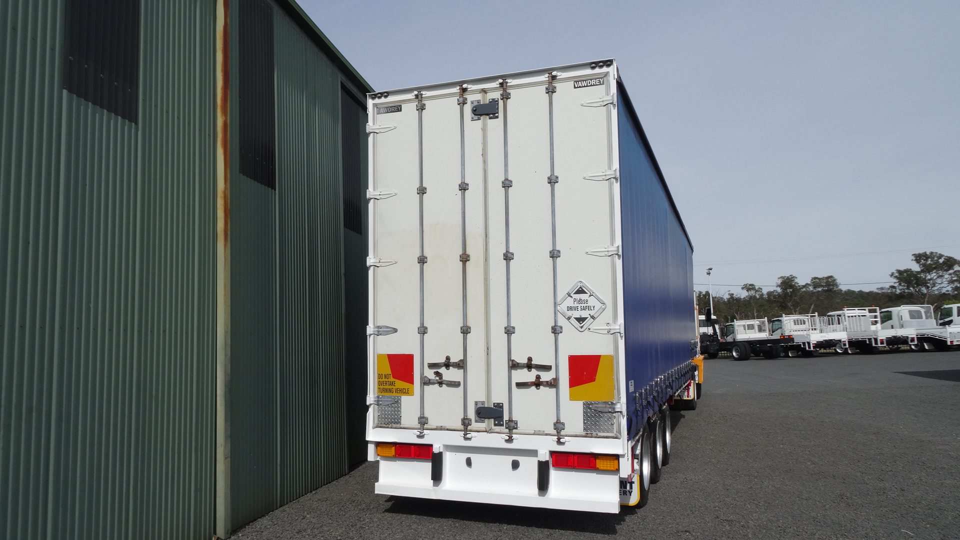 2005 VAWDREY image 2