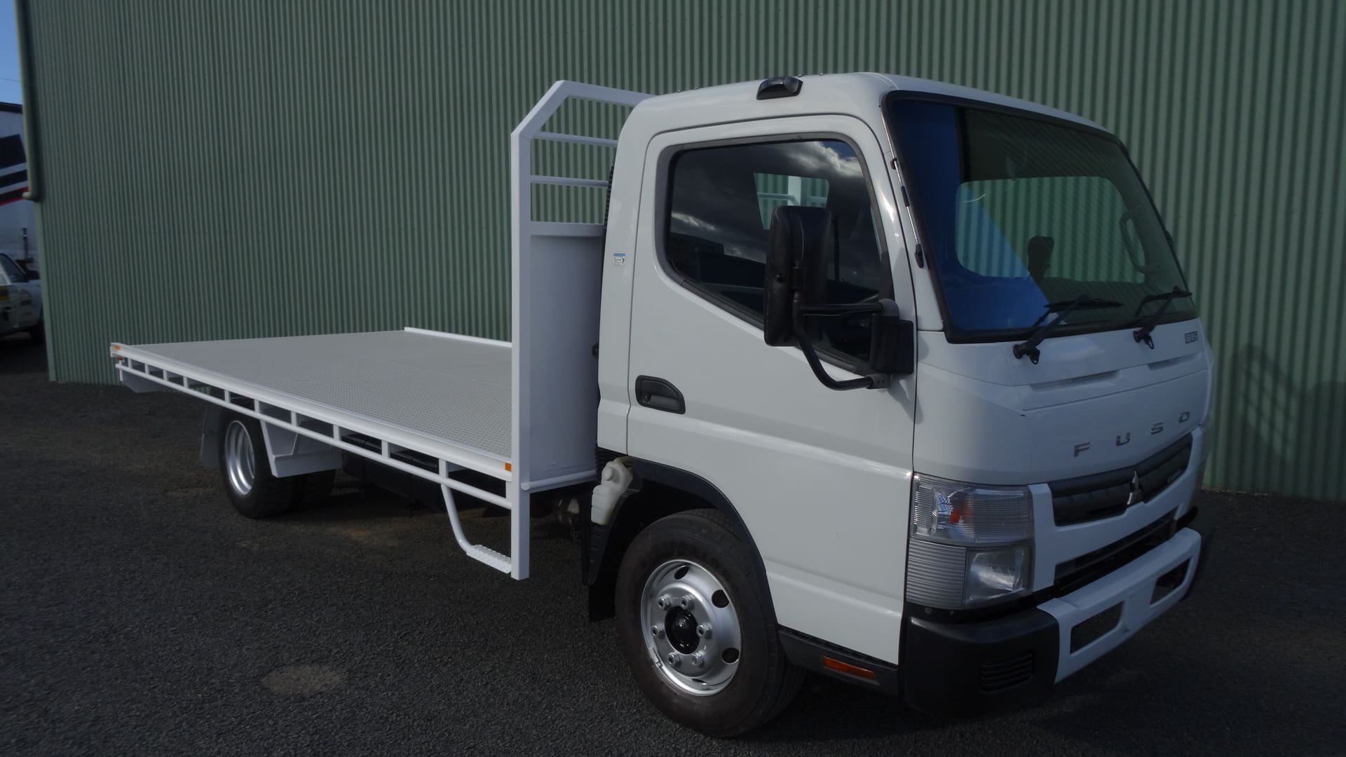 2012 Mitsubishi Fuso Canter 815